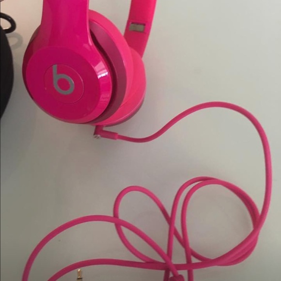 beats solo 2 by dr dre - Picture 4 of 4